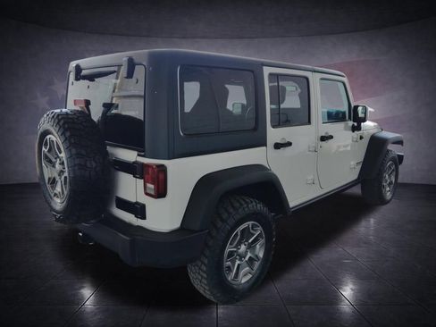 Used 2016 Jeep Wrangler Unlimited Rubicon w/ Connectivity Group AWD/4WD image 5
