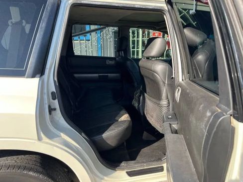 Used 2004 Mitsubishi Endeavor Limited image 13