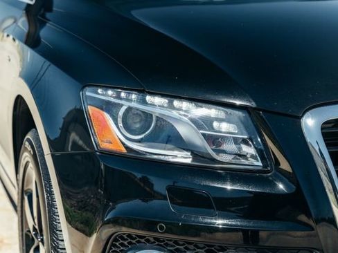 Used 2011 Audi Q5 3.2 Premium Plus w/ Audi MMI Navigation Plus Pkg image 53