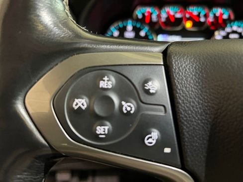 Used 2018 Chevrolet Silverado 1500 High Country AWD/4WD image 23