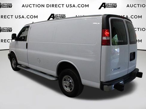 Used 2023 Chevrolet Express 2500 w/ Driver Convenience Package image 5