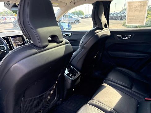Used 2021 Volvo XC60 T5 Inscription AWD/4WD image 29