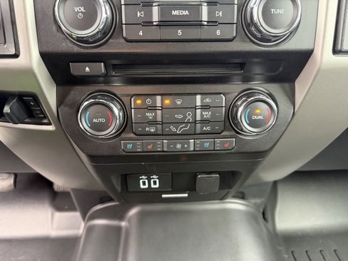 Used 2017 Ford F250 Lariat w/ Lariat Value Package image 24