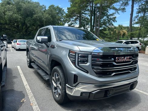 Used 2023 GMC Sierra 1500 SLT w/ SLT Convenience Package AWD/4WD image 6