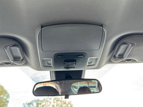 Used 2021 Toyota Camry LE image 23