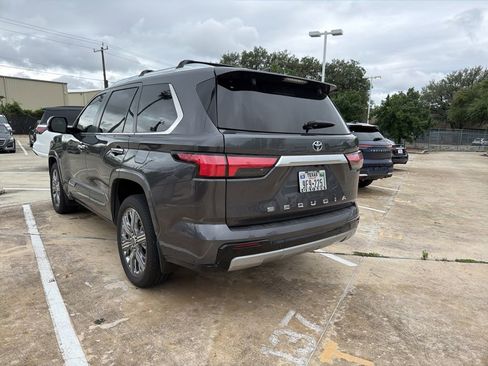 Used 2024 Toyota Sequoia Capstone AWD/4WD image 9