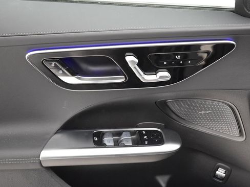 New 2026 Mercedes-Benz C 300 4MATIC Sedan image 21
