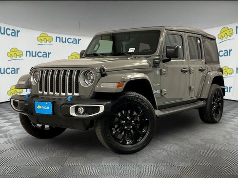 Used 2023 Jeep Wrangler Sahara w/ Cold Weather Group image 3