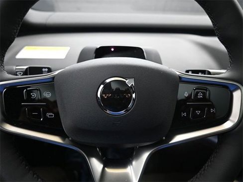 New 2025 Volvo EX30 Ultra w/ Climate Package image 10