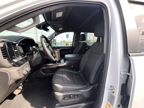 Used 2026 Chevrolet Silverado 3500 LT w/ All Star Edition AWD/4WD image 14