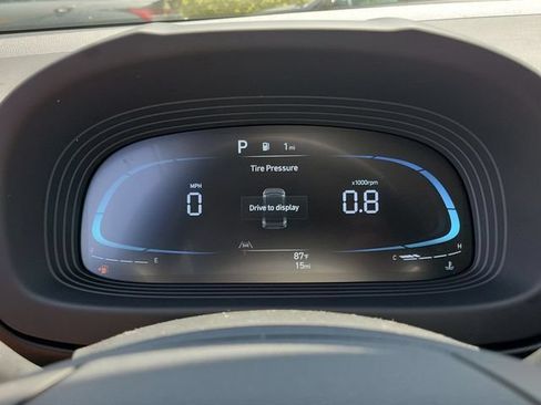 New 2026 Hyundai Venue SEL FWD image 9