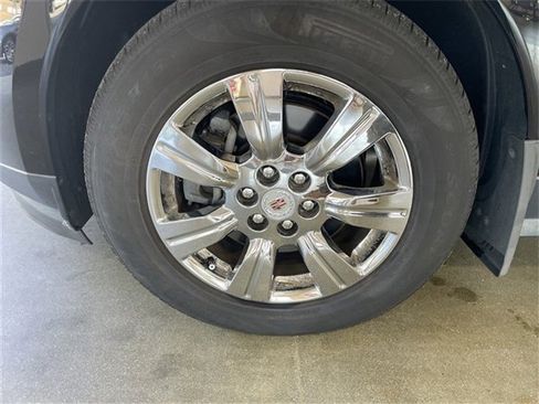 Used 2015 Cadillac SRX Luxury w/ Driver Awareness Package image 7