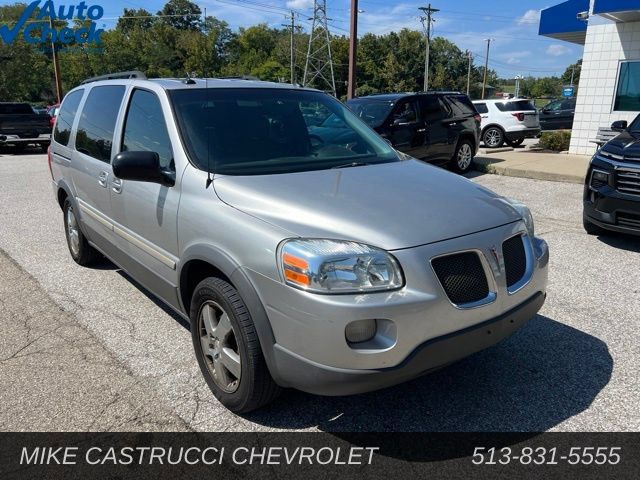 Used 2005 Pontiac Montana SV6 w/ Premium Seating Package FWD image 2