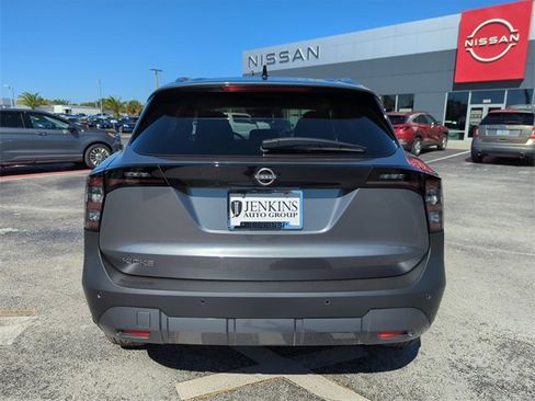New 2026 Nissan Kicks SV w/ Illumination Package image 6