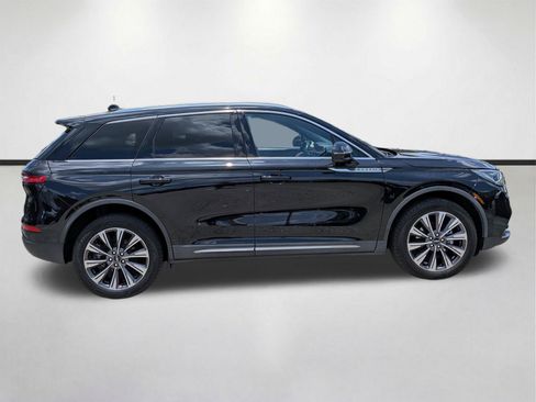 Used 2021 Lincoln Corsair Reserve FWD image 3