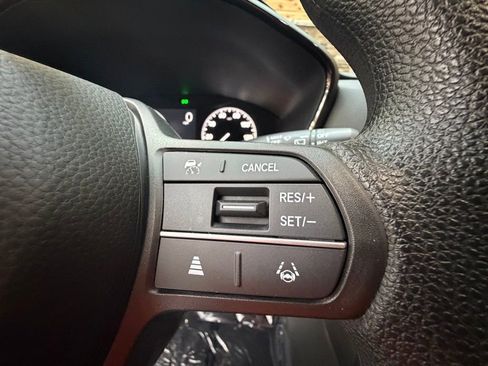 Used 2023 Honda CR-V LX image 23