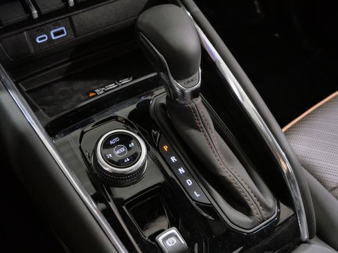 New 2026 GMC Canyon AT4 w/ Technology Plus Package image 9