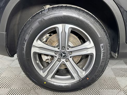 Used 2018 Mercedes-Benz GLC 300 image 31