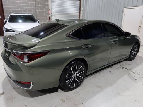 Used 2025 Lexus ES 300h w/ Premium Package FWD image 5