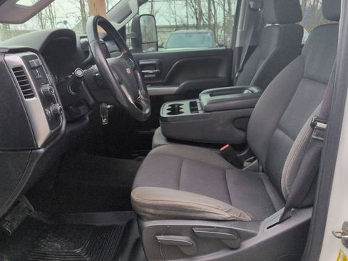 Used 2015 Chevrolet Silverado 2500 LT image 18