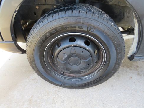 Used 2019 Ford Transit 250 148 Medium Roof image 27