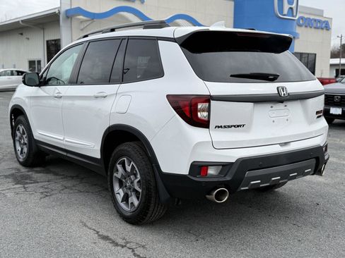 Certified 2023 Honda Passport TrailSport image 7