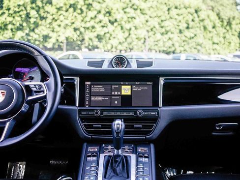 Used 2020 Porsche Macan S image 13