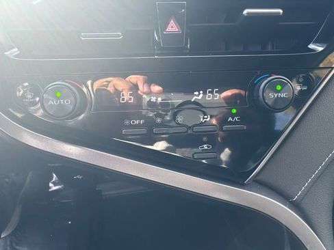 Used 2024 Toyota Camry SE w/ Cold Weather Package image 35