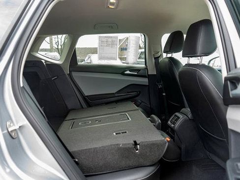 Certified 2023 Volkswagen Taos SE AWD/4WD image 25