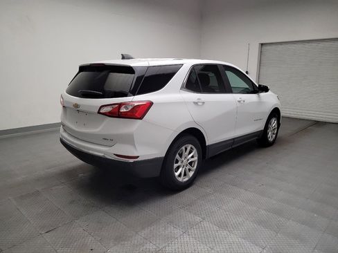 Used 2018 Chevrolet Equinox LT AWD/4WD image 9