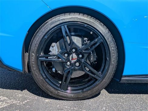 Used 2025 Chevrolet Corvette Stingray Coupe w/ Battery Protection Package image 12