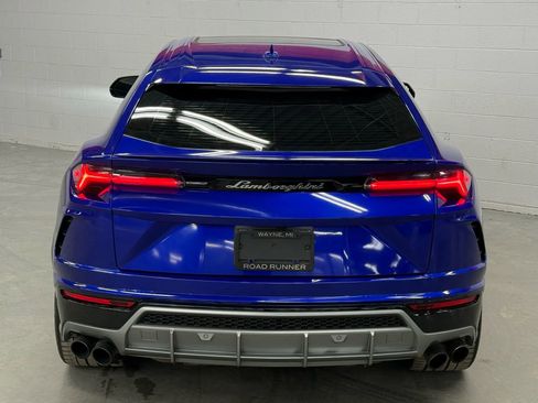 Used 2019 Lamborghini Urus image 16
