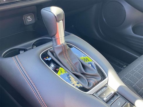 Certified 2025 Honda HR-V Sport image 26