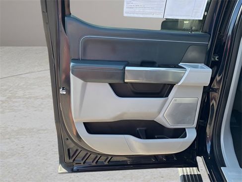 Used 2022 Ford F150 Limited image 20