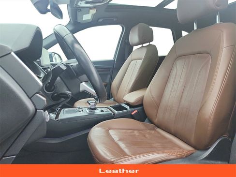 Used 2018 Audi Q5 2.0T Premium image 11