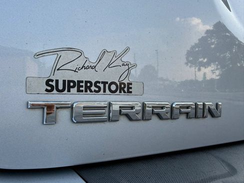 Used 2017 GMC Terrain SLE FWD image 44