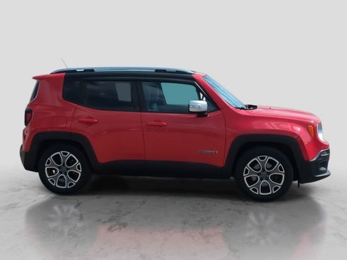 Used 2015 Jeep Renegade Limited FWD image 9