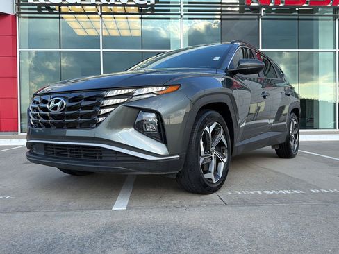 Used 2022 Hyundai Tucson SEL w/ Convenience Package FWD image 2