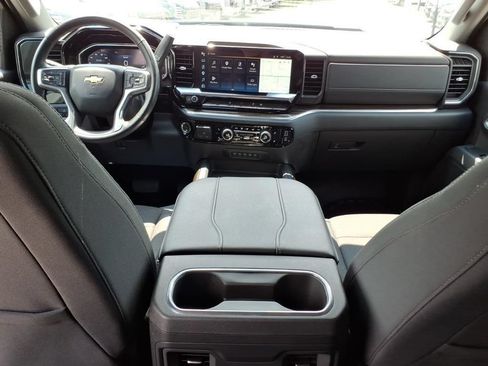 Used 2025 Chevrolet Silverado 3500 LT w/ Convenience Package AWD/4WD image 13