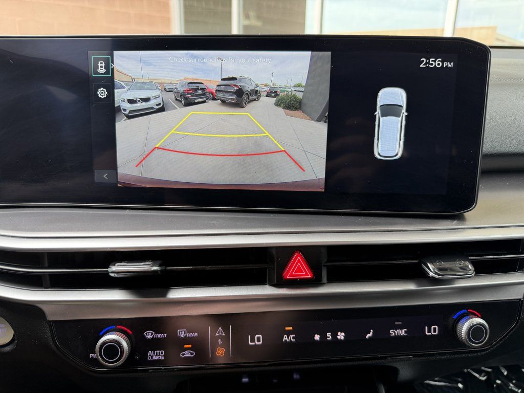 Used 2024 Kia Sorento S FWD image 19