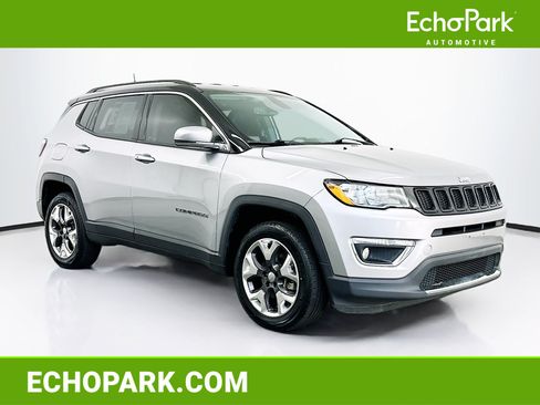 Used 2019 Jeep Compass Limited AWD/4WD image 1