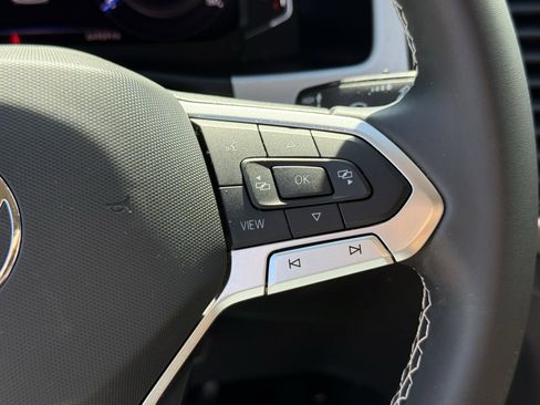 Used 2023 Volkswagen Atlas SE image 17