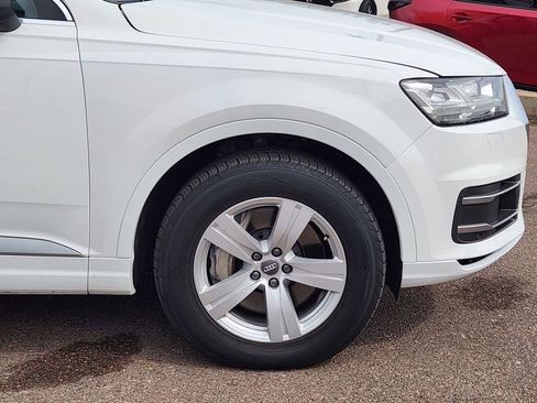 Used 2019 Audi Q7 2.0T Premium Plus w/ Premium Plus Package AWD/4WD image 29