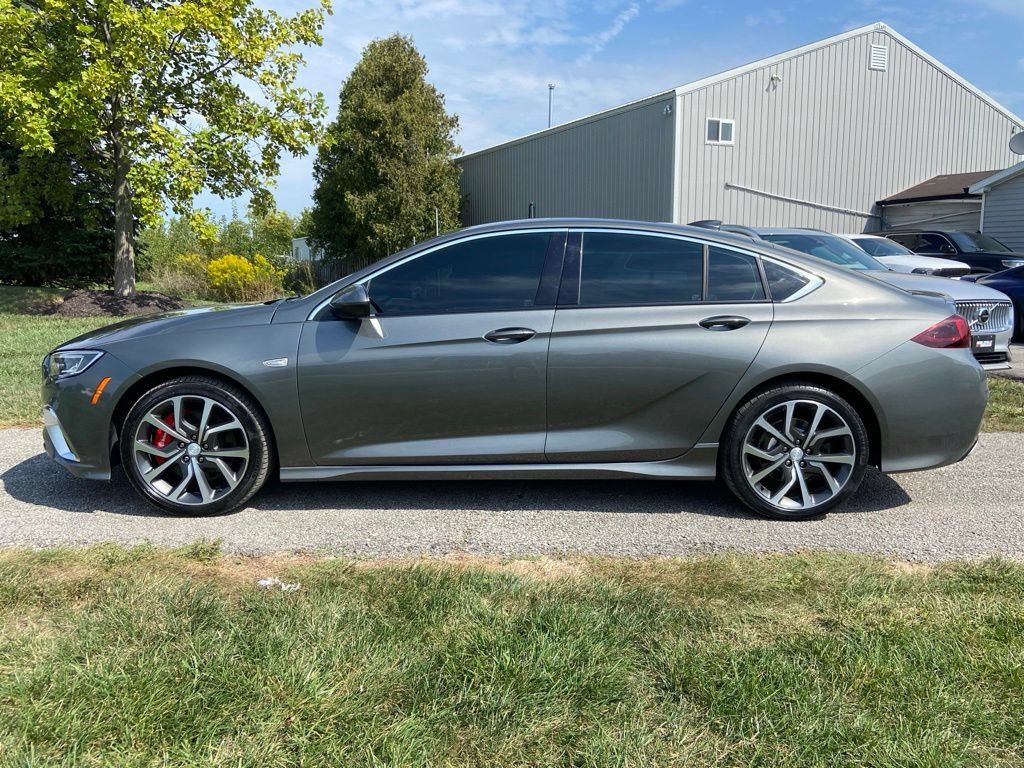 Used 2019 Buick Regal GS w/ Appearance Package AWD/4WD image 2