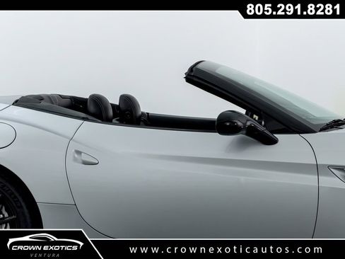 Used 2012 Ferrari California image 38