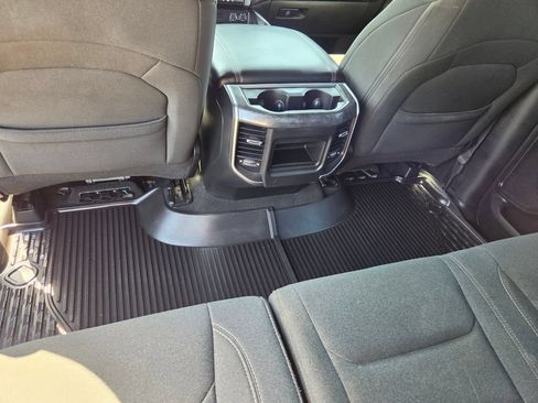 Used 2019 RAM 1500 Big Horn AWD/4WD image 25