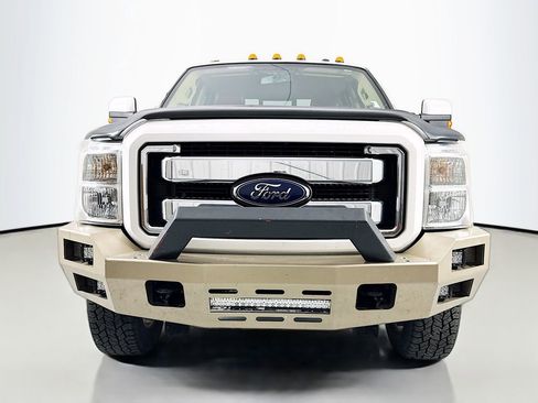 Used 2013 Ford F250 King Ranch image 2