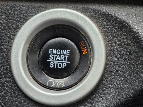 Used 2018 RAM 1500 Rebel w/ Luxury Group AWD/4WD image 14