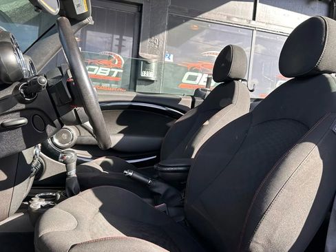 Used 2015 MINI Cooper S image 11