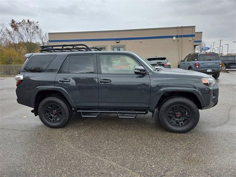 Used 2024 Toyota 4Runner TRD Pro image 4